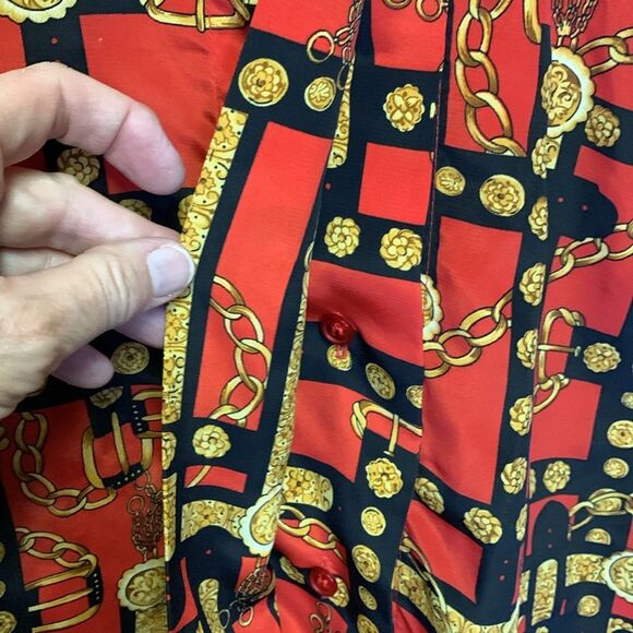 Vintage Jordan Red Gold Black Chain and Belt Print Long Sleeve Blouse Size 14 - Picture 12 of 13